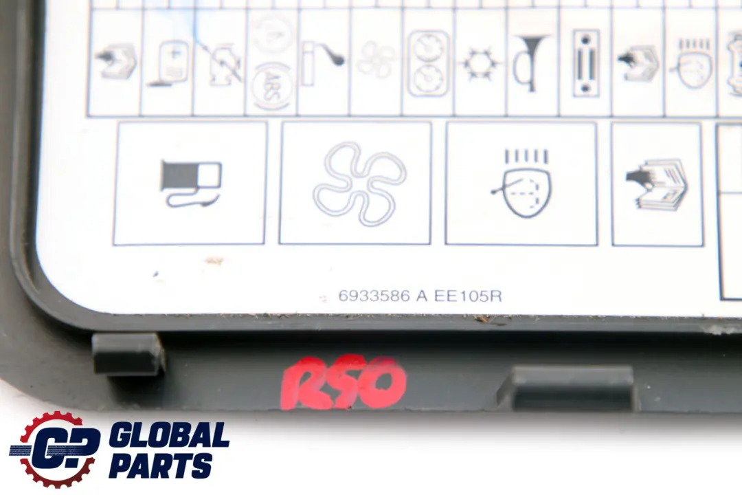 Mini R50 R53 Boite a fusibles Label Trim Cover - SKU 6933586 - Numéro de pièce 6933586