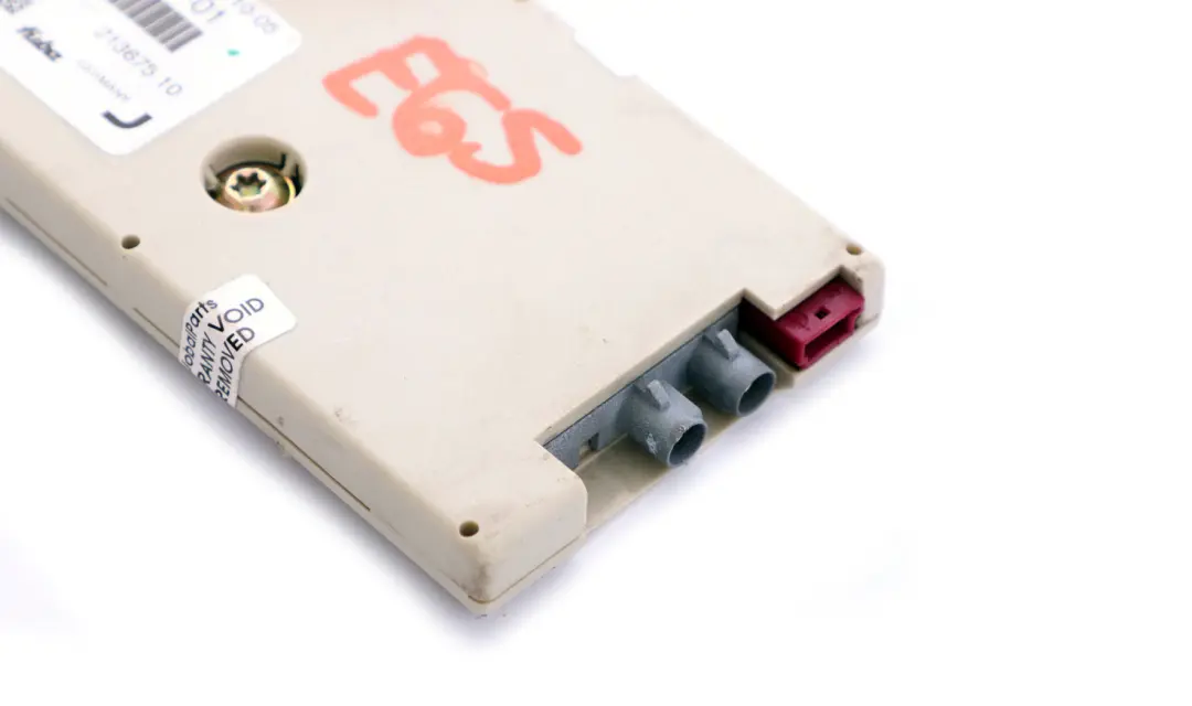 Antenna Amplifier Diversity to BMW 7 Series E65 E66 E67 with Part number 9167131 BMW 7 Series E65 E66 E67 Antenna Amplifier Diversity - SKU 6933667 - Part number 9167131