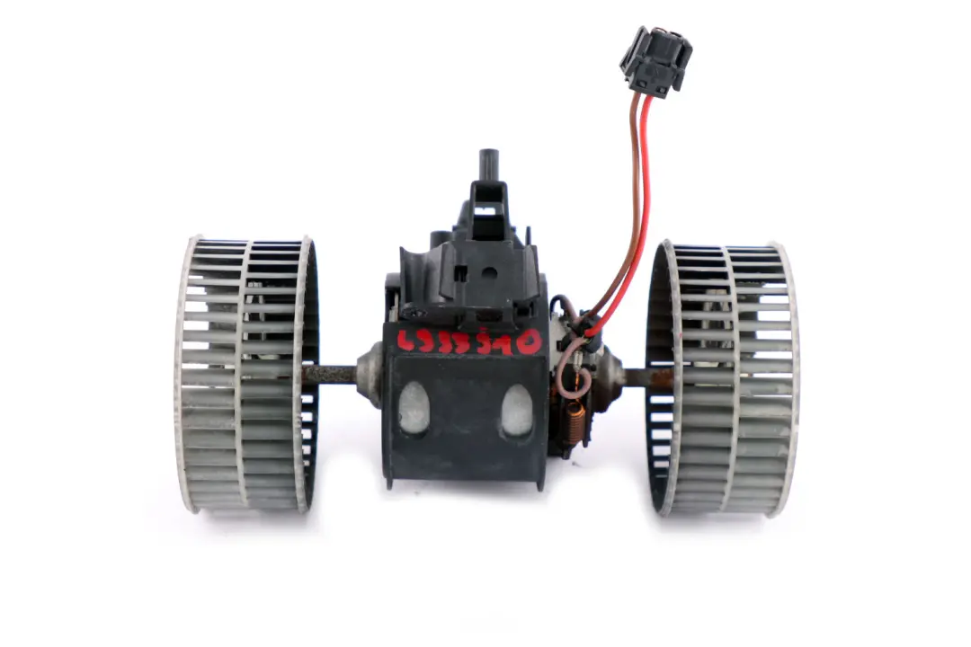 Riscaldamento Ventilatore Motore Ventola Lufte per BMW E60 E61 E63 E64 con numero di parte 6933910 BMW E60 E61 E63 E64 Riscaldamento Ventilatore Motore Ventola Lufte - SKU 6933910 - Numero di parte 6933910