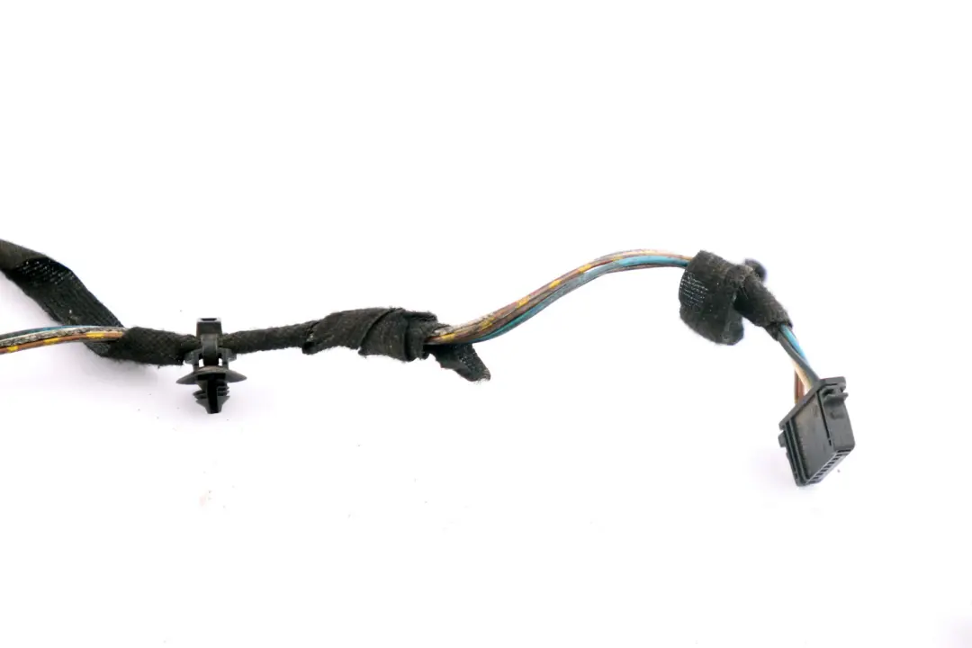 Side Door Wiring Loom Cable to BMW Z4 Series E85 Roadster Passenger with Part number 6933959 BMW Z4 Series E85 Roadster Passenger Side Door Wiring Loom Cable - SKU 6933959 - Part number 6933959