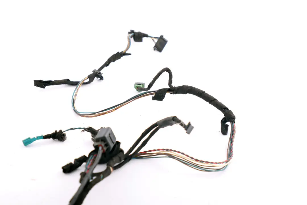 Side Door Wiring Loom Cable to BMW Z4 Series E85 Roadster Passenger with Part number 6933959 BMW Z4 Series E85 Roadster Passenger Side Door Wiring Loom Cable - SKU 6933959 - Part number 6933959