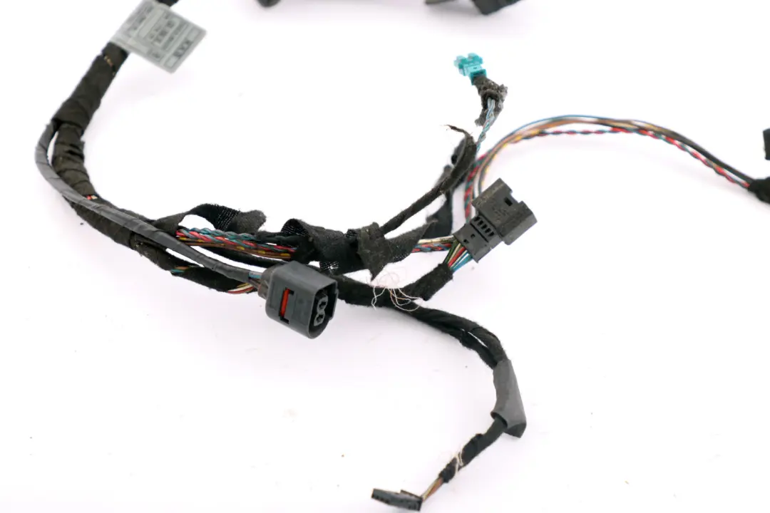 Side Door Wiring Loom Cable to BMW Z4 Series E85 Roadster Passenger with Part number 6933959 BMW Z4 Series E85 Roadster Passenger Side Door Wiring Loom Cable - SKU 6933959 - Part number 6933959