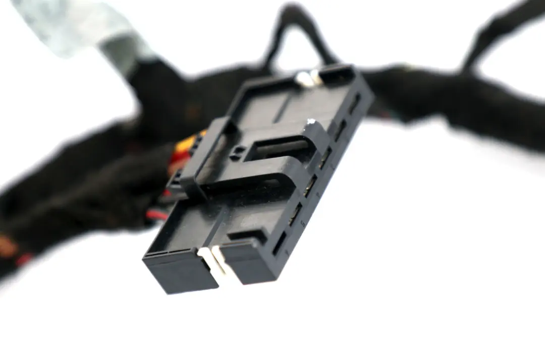 Türkabelbaum Hinten Rechts 6907330 für BMW 7 er E65 mit Teilenummer 6934058 BMW 7 er E65 Türkabelbaum Hinten Rechts 6907330 - SKU 6934058 - Teilenummer 6934058