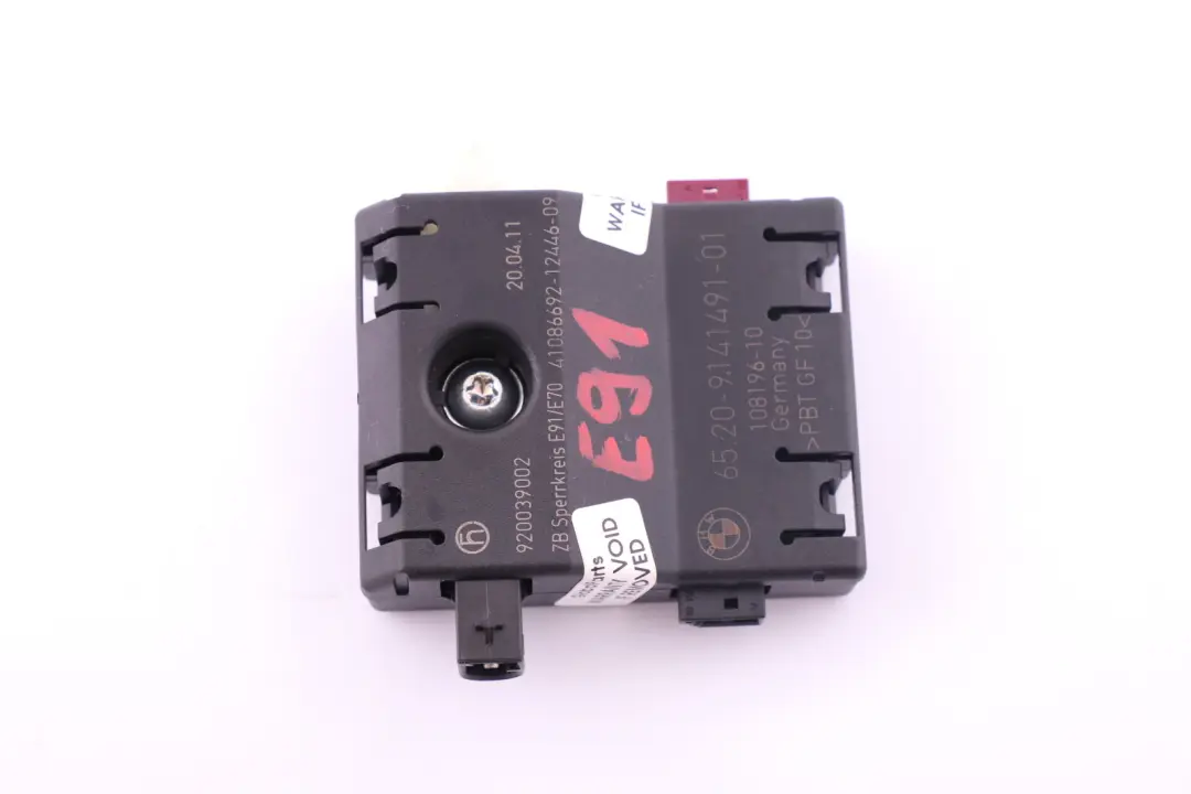 Eliminator Szumów Szeregowy Wzmacniacz Anteny do BMW E70 E91 o numerze 6934648 BMW E70 E91 Eliminator Szumów Szeregowy Wzmacniacz Anteny - SKU 6934648 - Numer Części 6934648