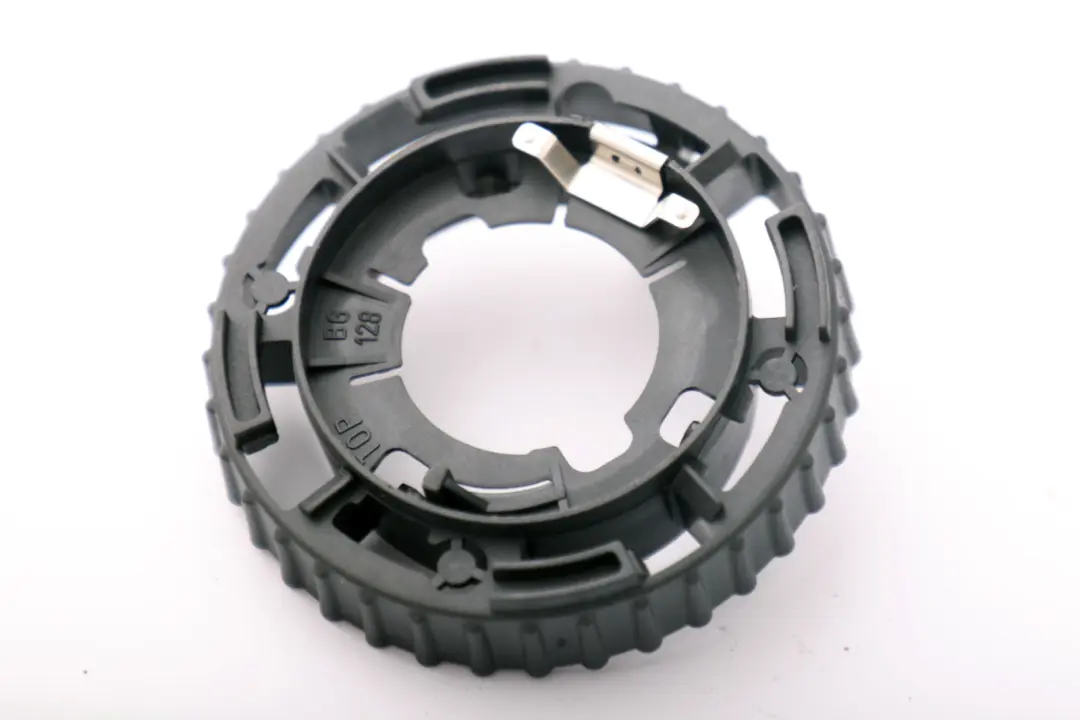 Soporte Anillo Luz Xenon Bombilla 1300290120 para BMW E63 E64 Mini R50 R53 con número de pieza 6934755 BMW E63 E64 Mini R50 R53 Soporte Anillo Luz Xenon Bombilla 1300290120 - SKU 6934755-1 - Número de pieza 6934755