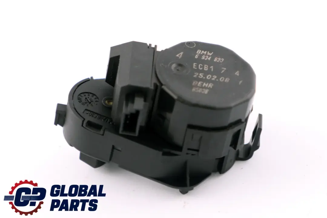 XE46 E83 Actuateur Frais / Clapet de Ventilation a Gauche pour BMW 3 à propos du numéro de pièce 6934823 BMW 3 XE46 E83 Actuateur Frais / Clapet de Ventilation a Gauche - SKU 6934823 - Numéro de pièce 6934823