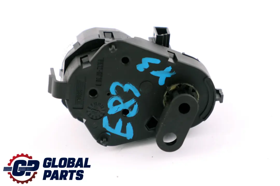 Aire Acondicionado Calentador Soplador Actuador para BMW E46 X3 E83 con número de pieza 6934825 BMW E46 X3 E83 Aire Acondicionado Calentador Soplador Actuador - SKU 6934825 - Número de pieza 6934825