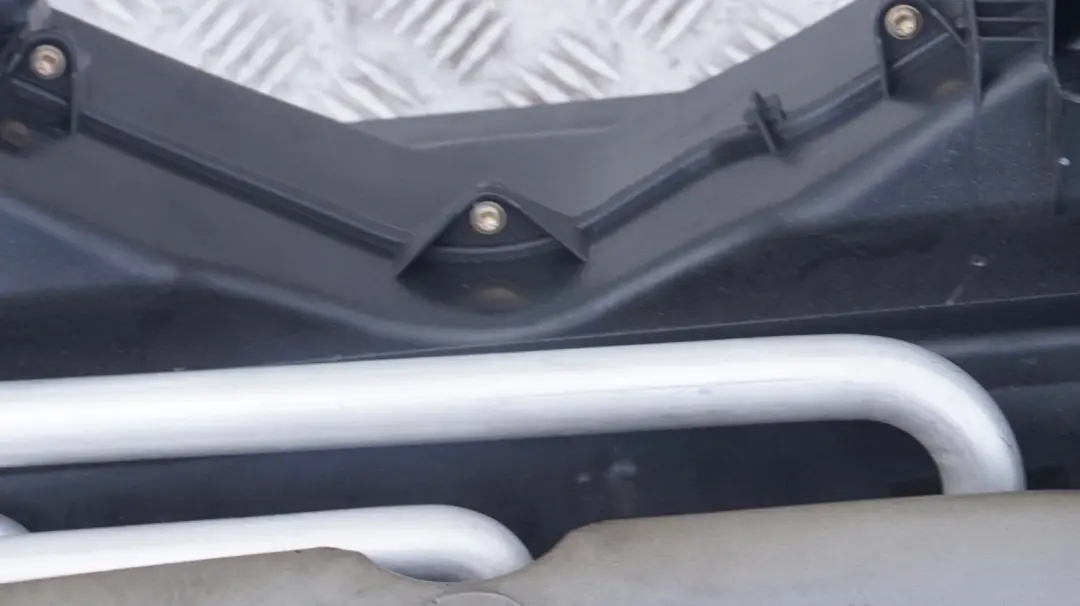 Heater Radiator Blower Matrix Air Box Complete Unit to BMW 6 Series E63 E64 with Part number 6934976 BMW 6 Series E63 E64 Heater Radiator Blower Matrix Air Box Complete Unit - SKU rhd-6934976 - Part number 6934976