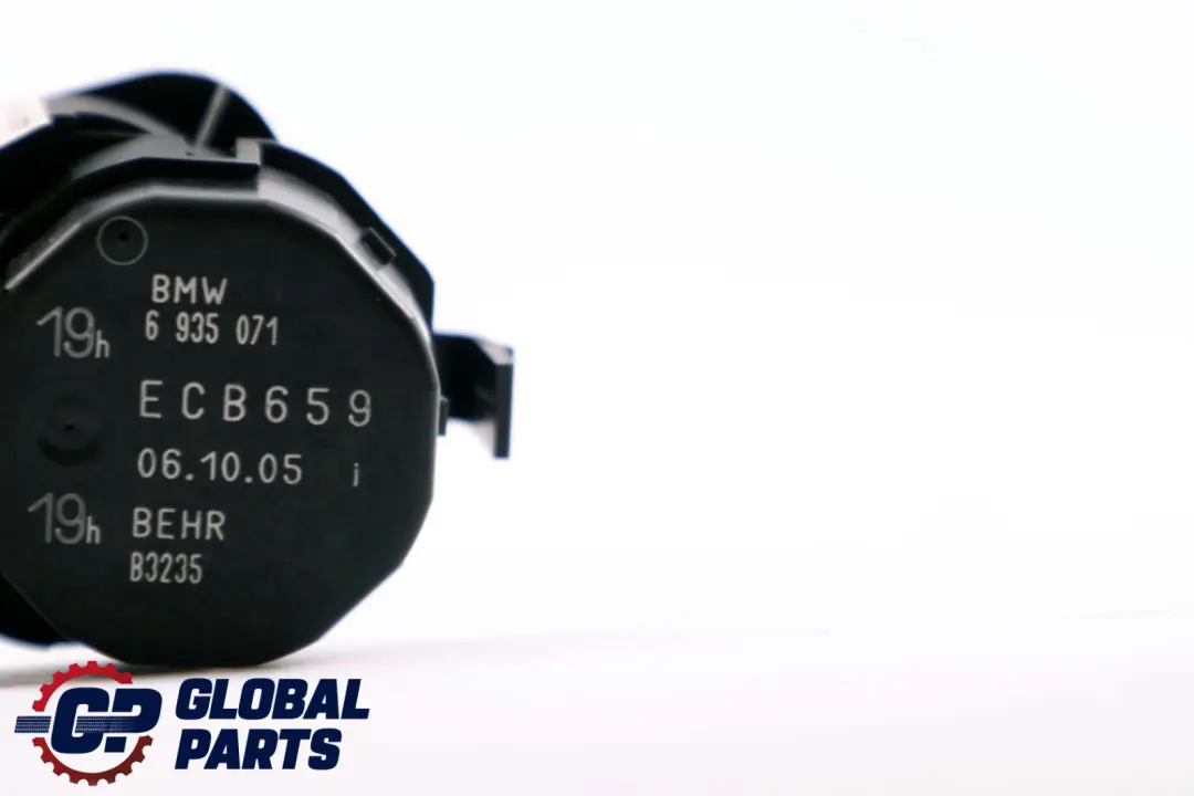 BMW 7 Series E65 E66 E67 Left Rear Compartment Flap 19h Actuator N/S - SKU 6935071 - Part number 6935071