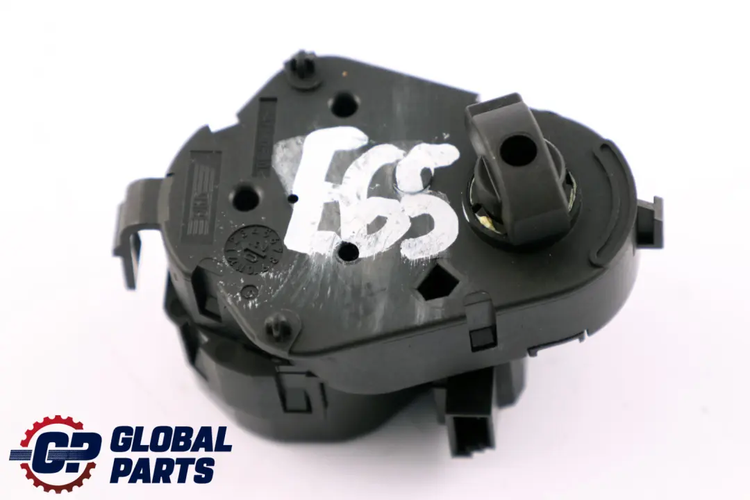 BMW 7 E65 E66 E67 Actuateur Fondraumklappe Droite - SKU 6935072 - Numéro de pièce 6935072