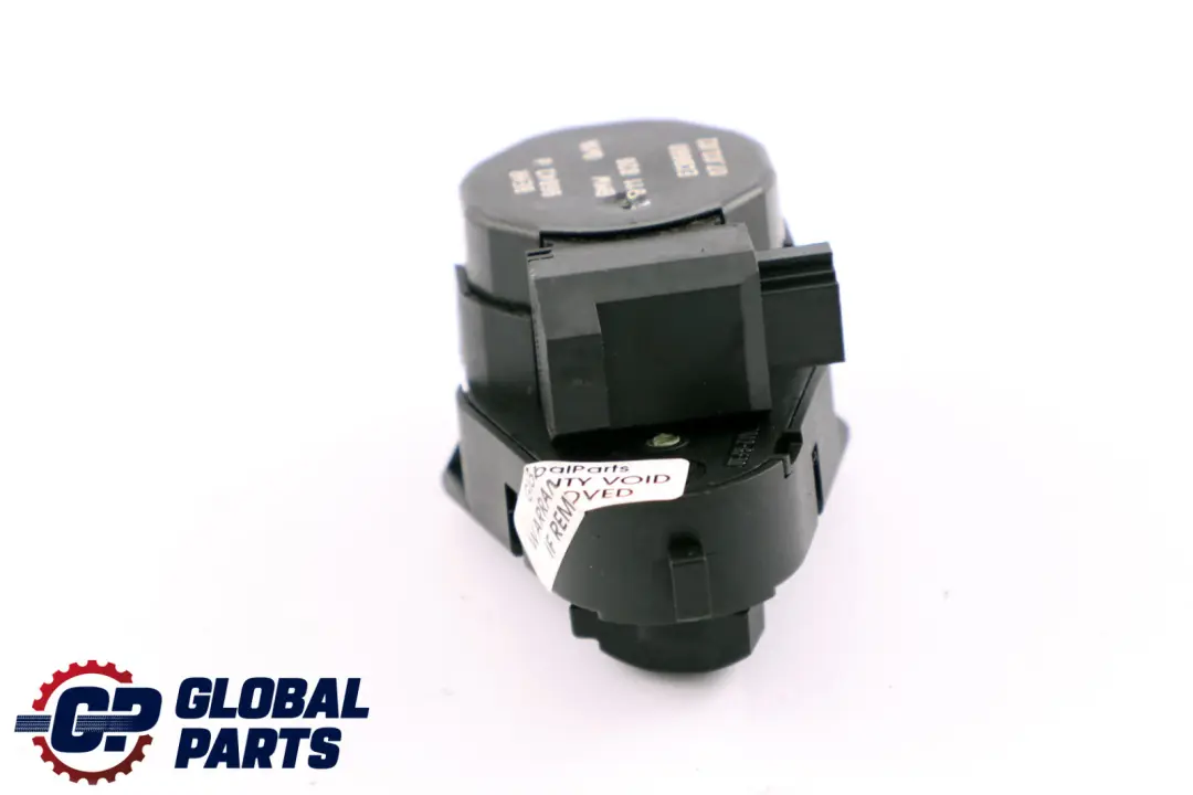 BMW 7 E65 E66 E67 Actuateur Fondraumklappe Droite - SKU 6935072 - Numéro de pièce 6935072