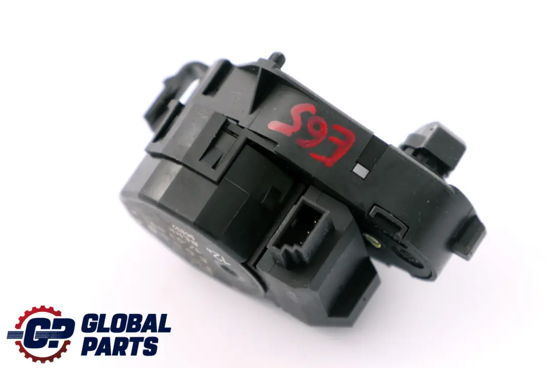 BMW E65 E66 E67 Flap De aire caliente derecho 12h Actuador - SKU 6935076 - Número de pieza 6935076