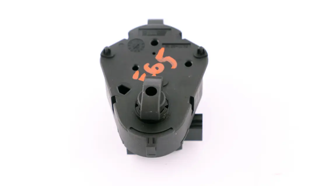 BMW E65 E66 E67 Attuatore riscaldatore Posizionamento azionamento Sbrinamento - SKU 6935078 - Numero di parte 6935078