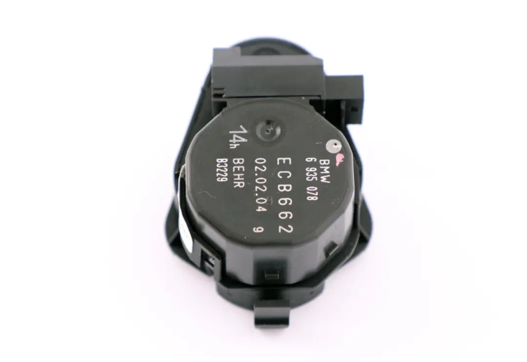 BMW E65 E66 E67 Heater Actuator Positioning Drive Vent Flap Defrost - SKU 6935078 - Part number 6935078