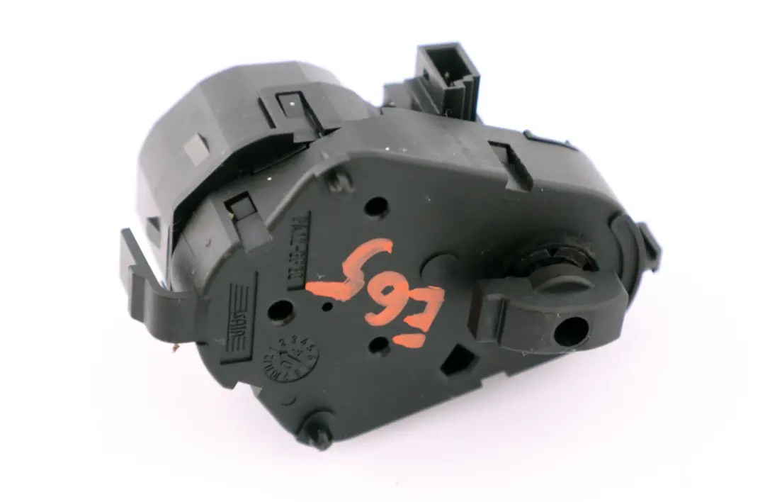 Attuatore riscaldatore Posizionamento azionamento Sbrinamento per BMW E65 E66 E67 con numero di parte 6935078 BMW E65 E66 E67 Attuatore riscaldatore Posizionamento azionamento Sbrinamento - SKU 6935078 - Numero di parte 6935078