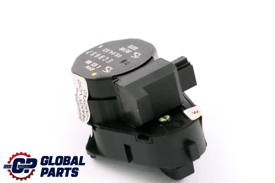 BMW E65 E66 E67 Actuateur Fussraumklappe a Gauche 15h 6411 - SKU 6935080 - Numéro de pièce 6935080
