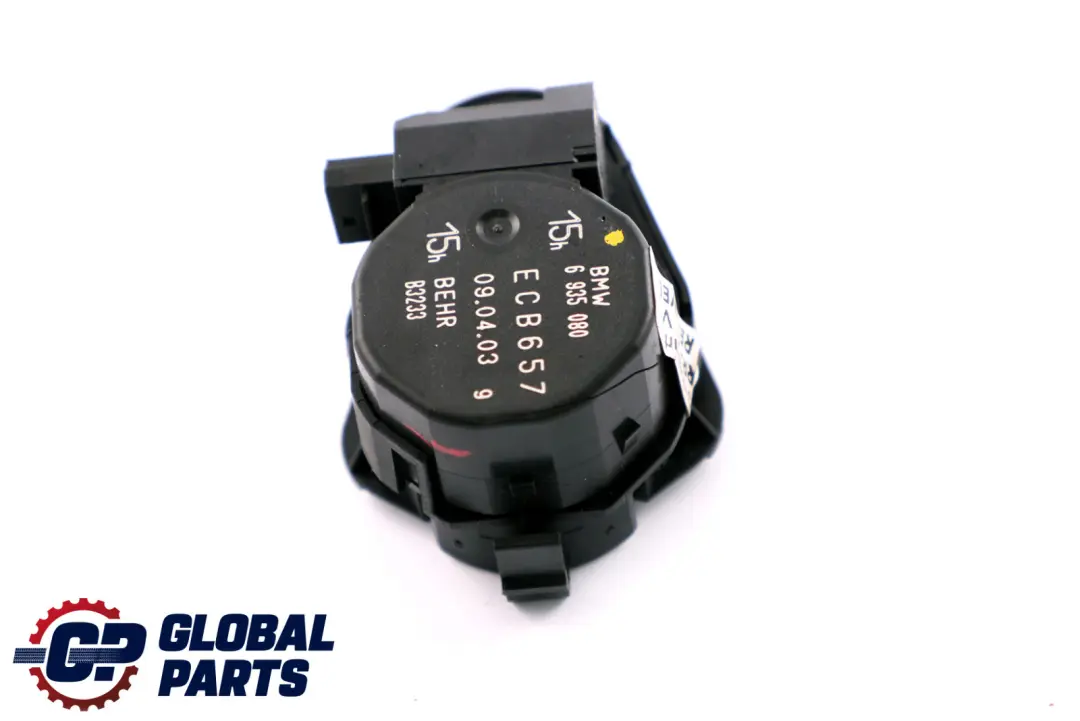 BMW 7er E65 E66 E67 Stellantrieb Fussraumklappe links 15h 6411 - SKU 6935080 - Teilenummer 6935080