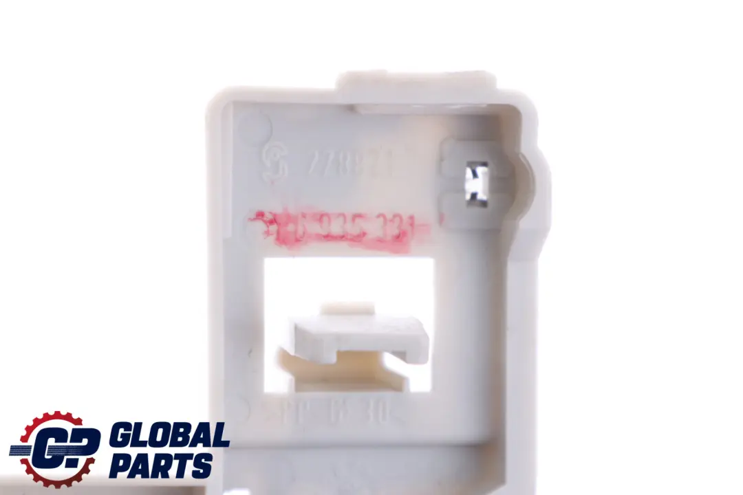 BMW 5 er E61 Lampenträger Heckleuchte Heckklappe Links - SKU 6935331 - Teilenummer 6935331
