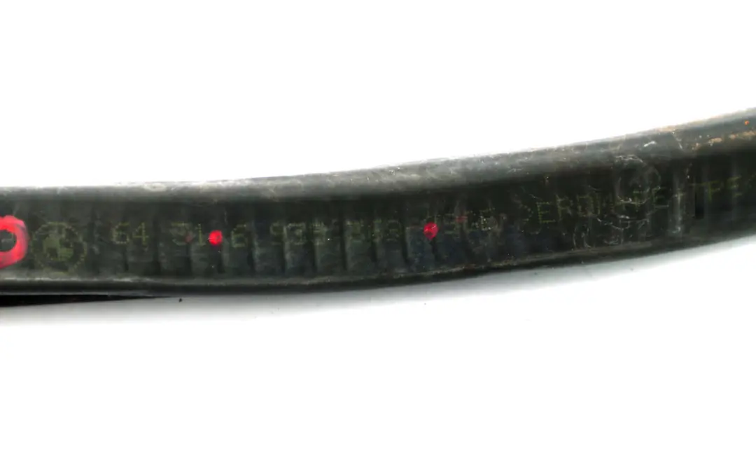 Microfiltre d'etancheite de profile pour BMW 1 3 Serie E81 E87 E90 E91 E92 M3 à propos du numéro de pièce 64316935369 BMW 1 3 Serie E81 E87 E90 E91 E92 M3 Microfiltre d'etancheite de profile - SKU 6935369 - Numéro de pièce 64316935369