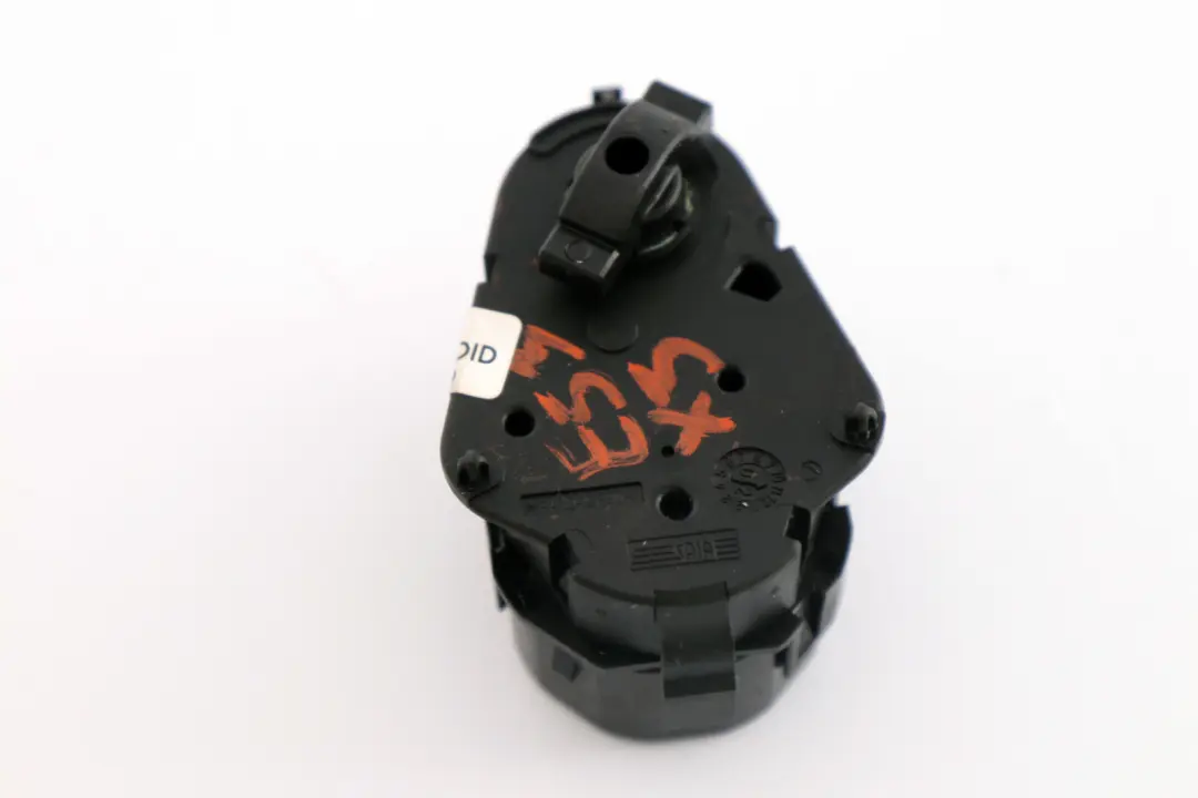 Calefacción Reciclaje Actuador Desempañador Flap Solenoide para BMW X5 E39 E53 con número de pieza 6935442 BMW X5 E39 E53 Calefacción Reciclaje Actuador Desempañador Flap Solenoide - SKU 6935442 - Número de pieza 6935442