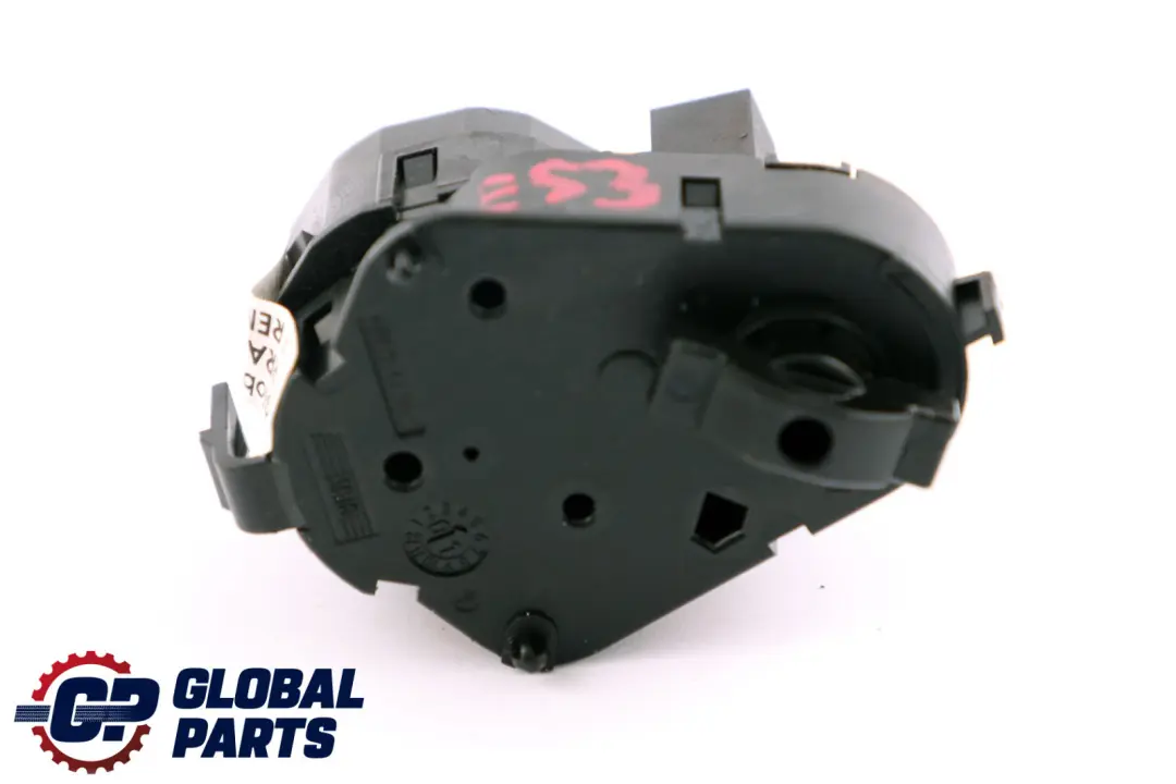 Stellantrieb Belüftungsklappe 6411 für BMW 5 X5 er E39 E53 mit Teilenummer 6935444 BMW 5 X5 er E39 E53 Stellantrieb Belüftungsklappe 6411 - SKU 6935444 - Teilenummer 6935444