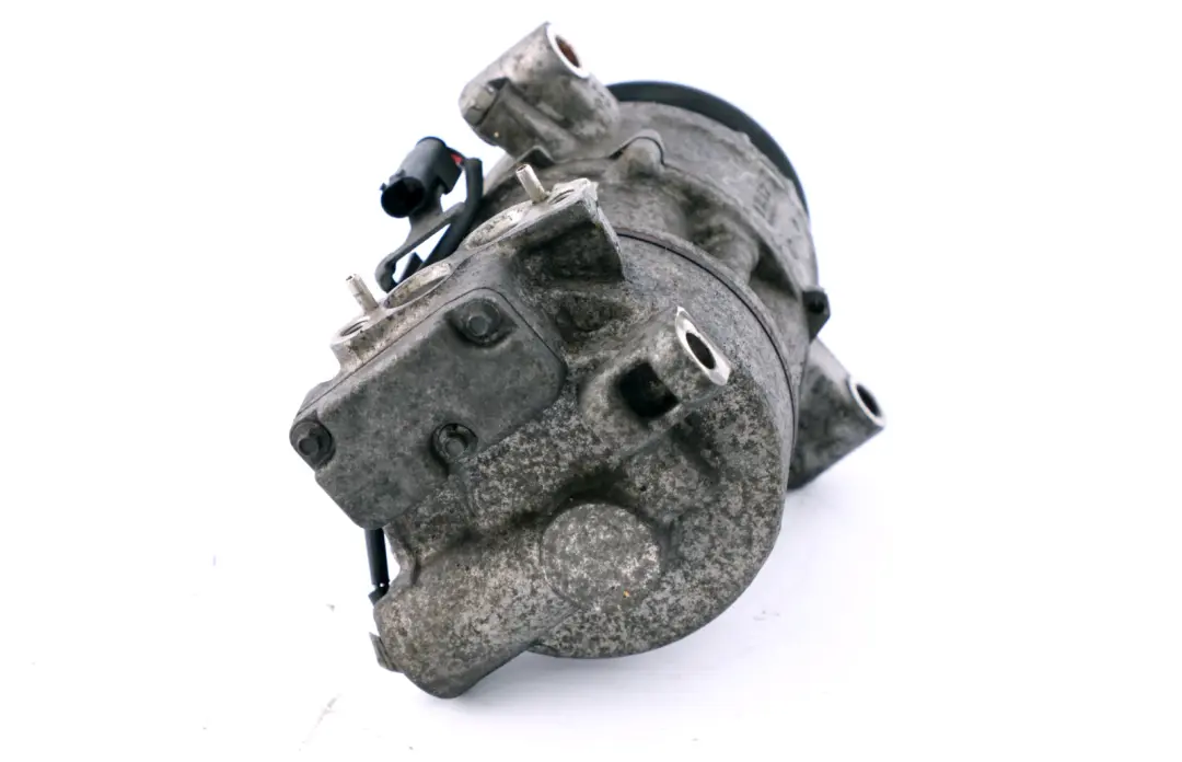 M47N2 Kompresor Sprężarka Klimatyzacji do BMW E87 E90 o numerze 6935613 BMW E87 E90 M47N2 Kompresor Sprężarka Klimatyzacji - SKU 6935613 - Numer Części 6935613