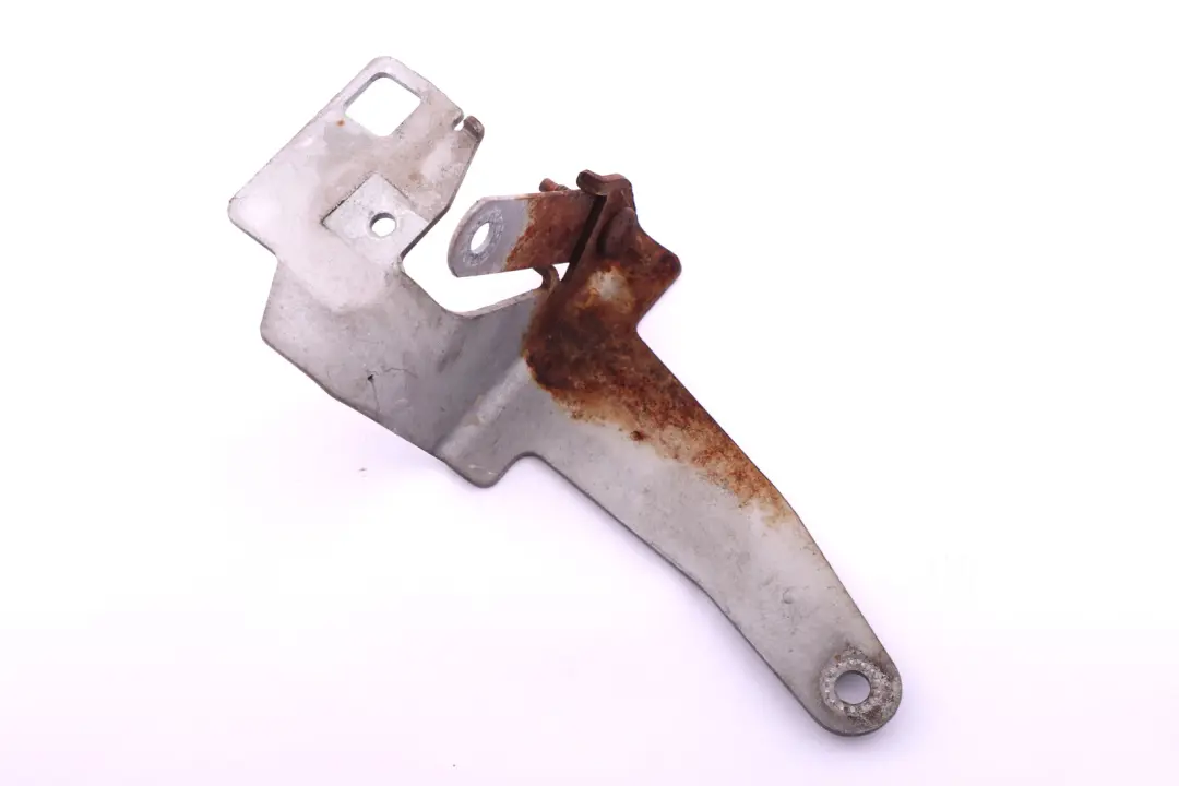 Bracket Horn Mounting Plate to BMW 5 Series E60 E61 E63 E64 with Part number 6935709 BMW 5 Series E60 E61 E63 E64 Bracket Horn Mounting Plate - SKU 6935709 - Part number 6935709