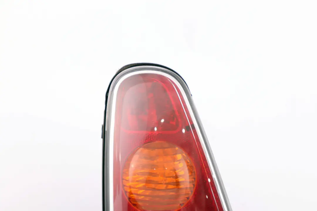 Feu arriere gauche pour Mini Cooper One R50 R53 à propos du numéro de pièce 6935783 Mini Cooper One R50 R53 Feu arriere gauche - SKU 6935783 - Numéro de pièce 6935783