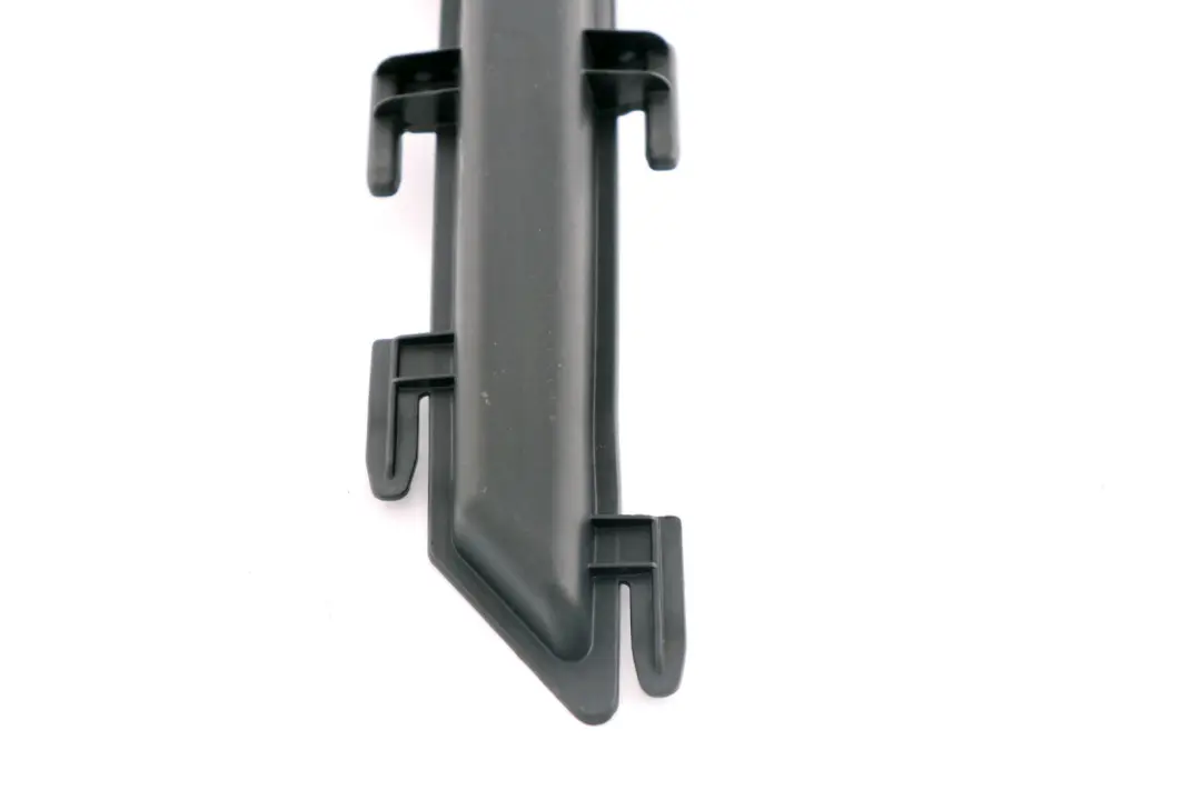 BMW 5 er E60 E61 E63 E64 Abdeckung des Mikrofiltergehäuses 6431 - SKU 6935870 - Teilenummer 6935870