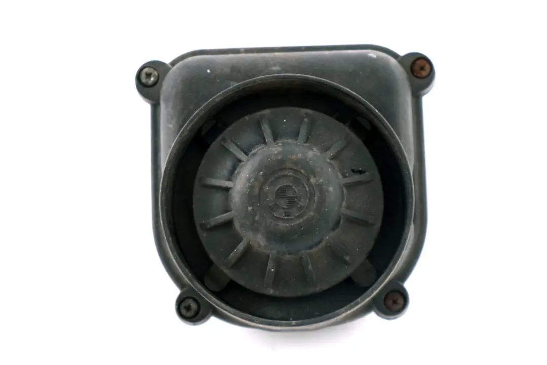 Klakson Syrena Alarmu do BMW E60 E65 E81 E87 E90 E92 o numerze 9243750 BMW E60 E65 E81 E87 E90 E92 Klakson Syrena Alarmu - SKU 6936009 - Numer Części 9243750