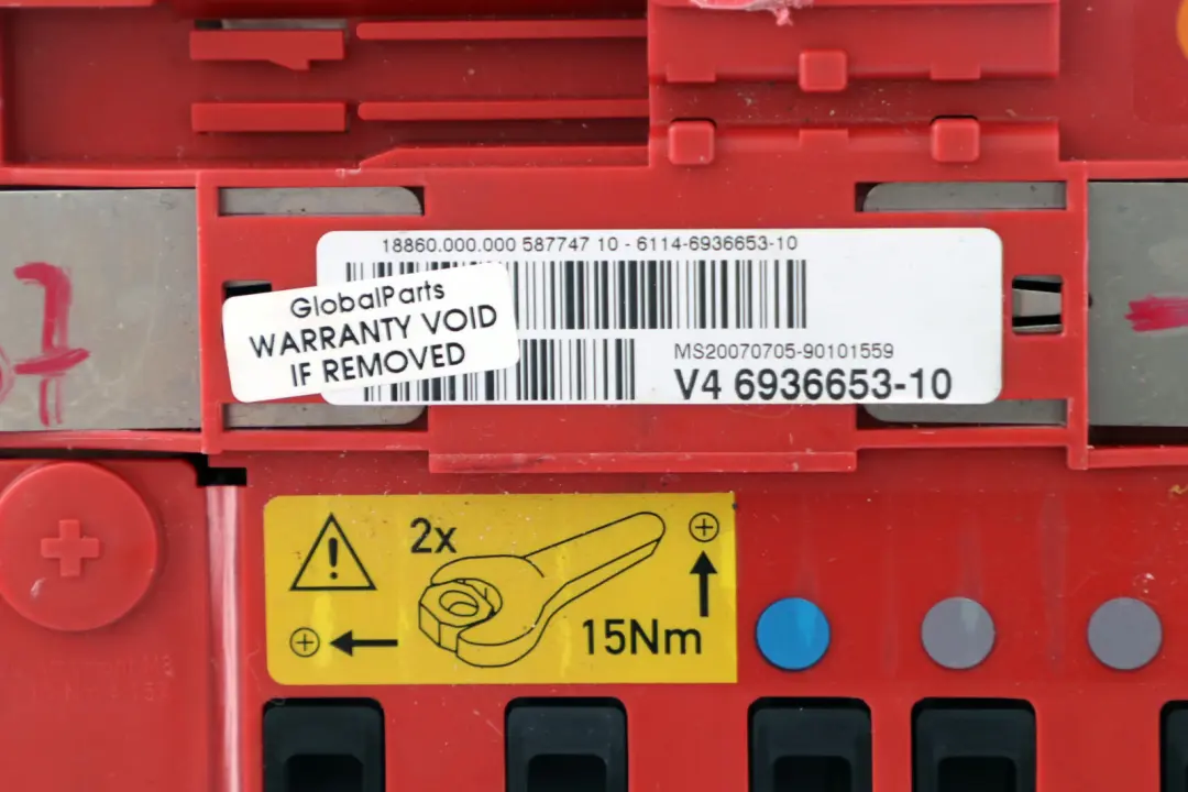 Scatola Distribuzione Alimentazione 6936653 per BMW E81 E82 E84 E87 E88 E90 E91 E92 con numero di parte 6971370 BMW E81 E82 E84 E87 E88 E90 E91 E92 Scatola Distribuzione Alimentazione 6936653 - SKU 6936653-1 - Numero di parte 6971370