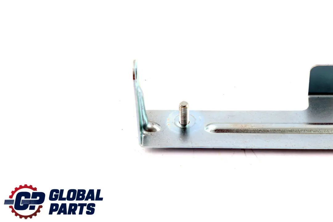 Supporto Back-Up Antenna per BMW E61 E61N LCI con numero di parte 6936693 BMW E61 E61N LCI Supporto Back-Up Antenna - SKU 6936693 - Numero di parte 6936693