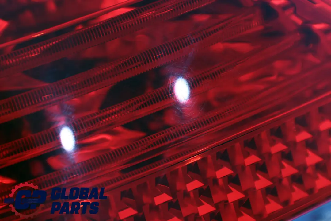 BMW E65 E66 E67 Lewa Lampa Lewy Tył Błotnik - SKU 6937235 - Numer Części 6937235