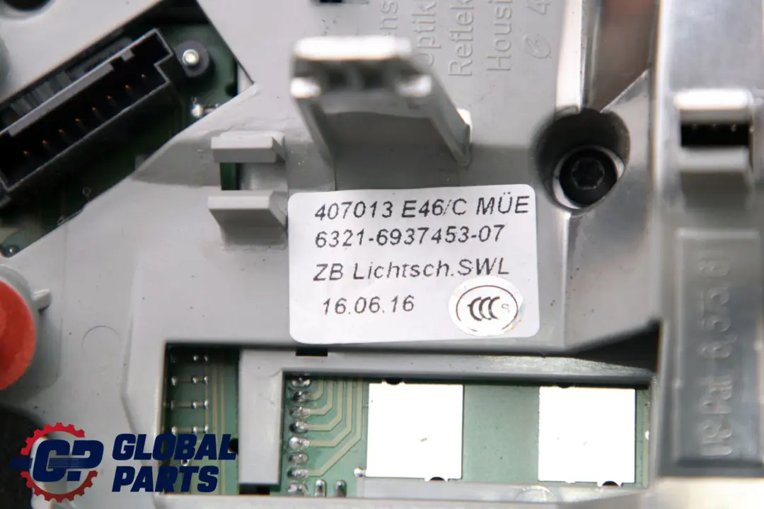 BMW E46 Feu Arrière Gauche Panneau Latéral - SKU 6937453 - Numéro de pièce 6937453