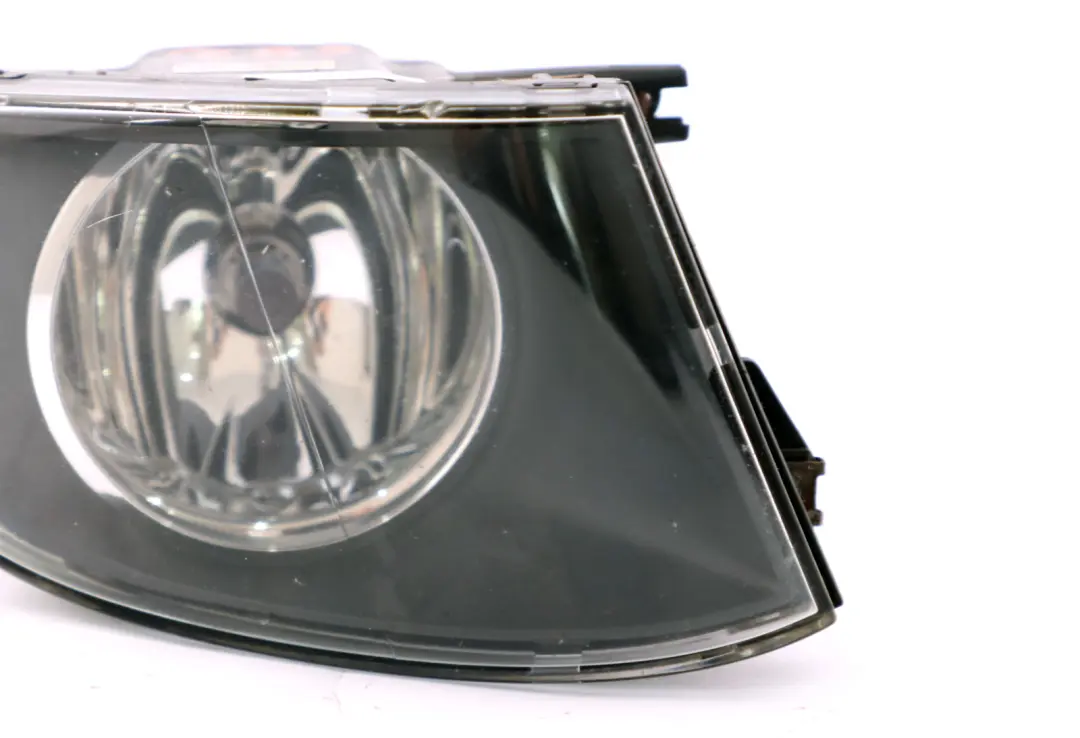 Front Fog Lights Right O/S to BMW 3 SERIES E92 E93 LCi with Part number 6937466 BMW 3 SERIES E92 E93 LCi Front Fog Lights Right O/S - SKU 6937466 - Part number 6937466