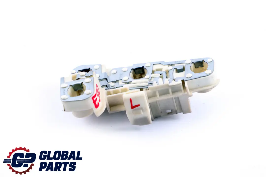 Portalamparas Trasero Panel Lateral Luz Izquierda para BMW E90 con número de pieza 6937473 BMW E90 Portalamparas Trasero Panel Lateral Luz Izquierda - SKU 6937473 - Número de pieza 6937473