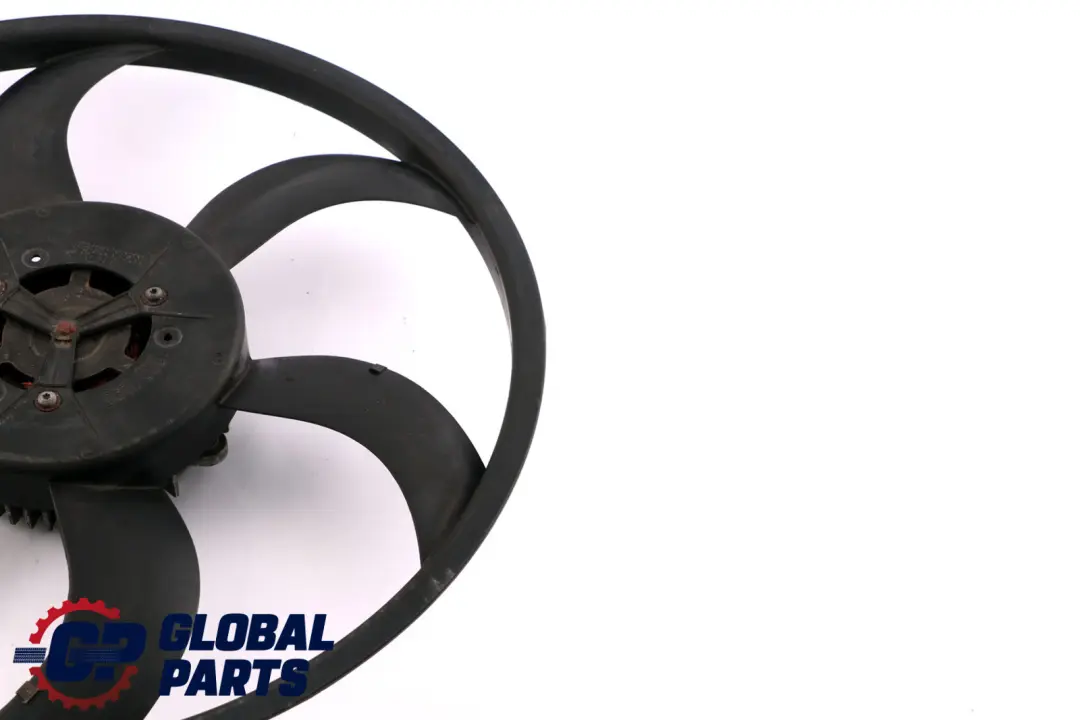 Ventilador Enfriamiento Motor para BMW E81 con número de pieza 6937515 BMW E81 Ventilador Enfriamiento Motor - SKU 6937515-2 - Número de pieza 6937515