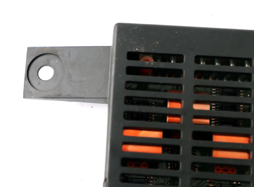 Light Check Module Control Unit ECU Lear LCM IV to BMW X5 Series E53 with Part number 6961142 BMW X5 Series E53 Light Check Module Control Unit ECU Lear LCM IV - SKU 6938084 - Part number 6961142