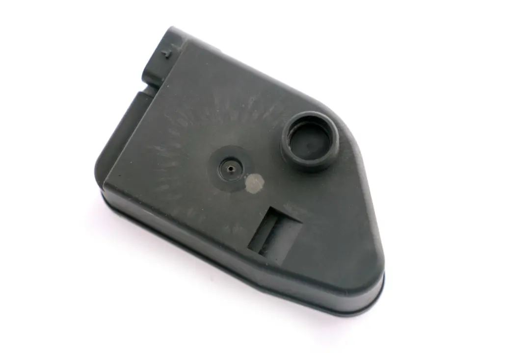 Flap System Motor BMW E81 E82 E87 LCI E88 Top Active Cooling Flap Unit to with Part number 6938297 Flap System Motor BMW E81 E82 E87 LCI E88 Top Active Cooling Flap Unit - SKU 6938297 - Part number 6938297