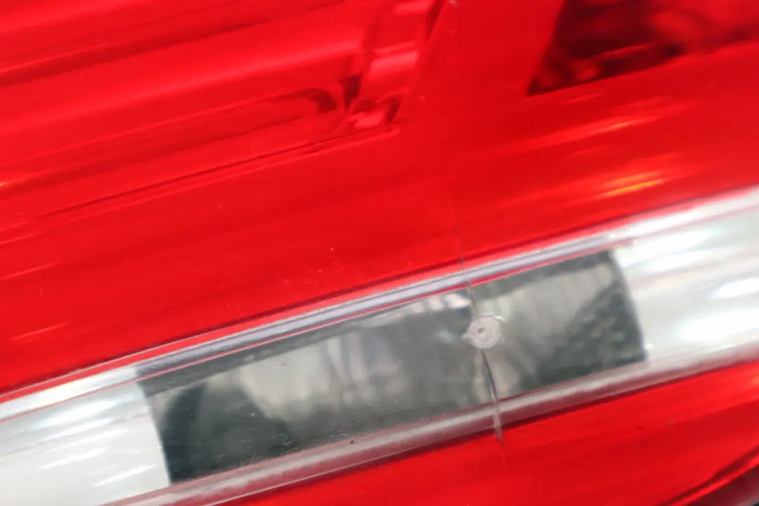 BMW 7 Series E65 Right O/S Rear Light In Trunk Lid Boot Tailgate Lamp - SKU 6938518 - Part number 6938518