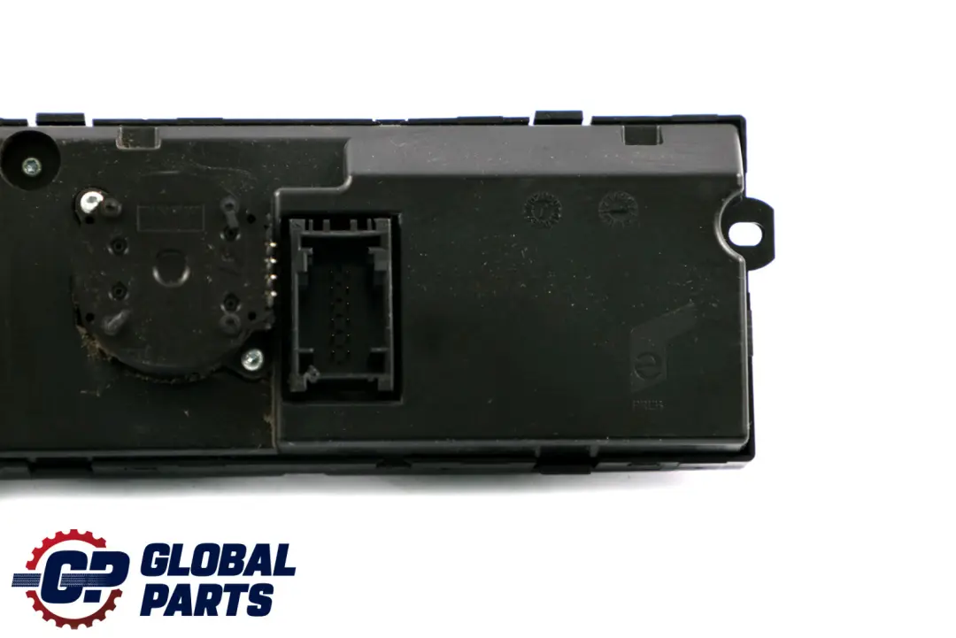 Basis Automatic Air Conditioning Control Unit to BMW 5 Series E60 E61 with Part number 6938548 BMW 5 Series E60 E61 Basis Automatic Air Conditioning Control Unit - SKU 6938548 - Part number 6938548