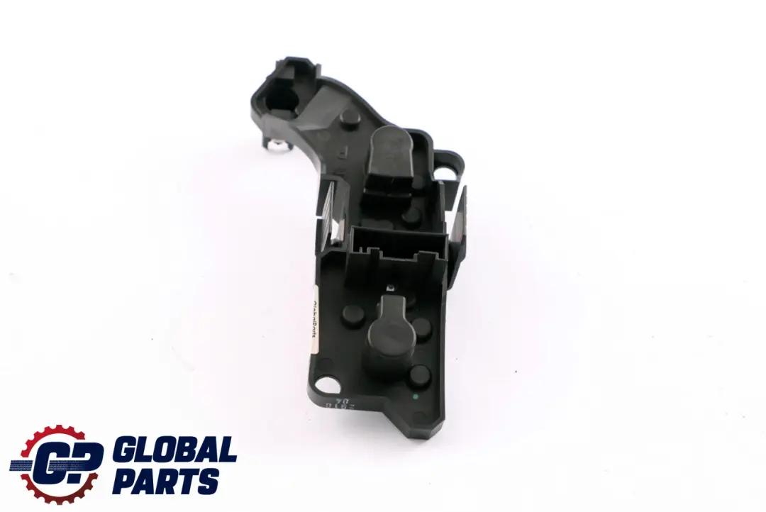 Mini Cooper R50 R53 Side Panel Light Bulb Holder Socket Rear Right O/S - SKU 6938832 - Part number 6938832