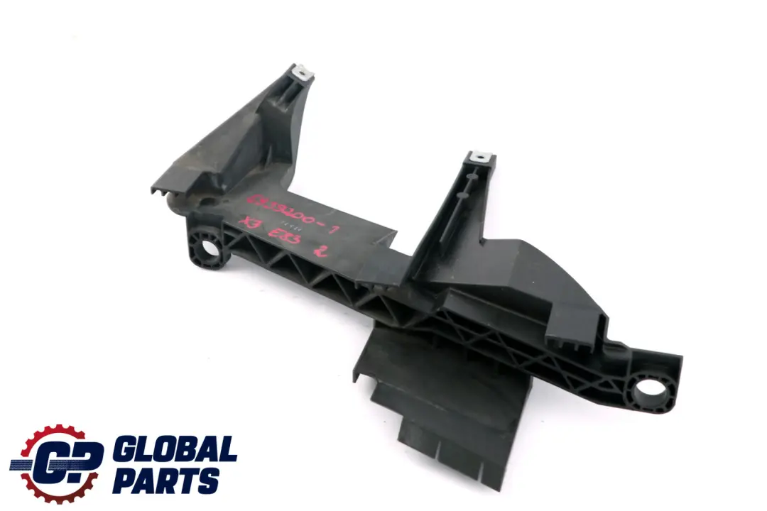 E83N LCI Supporto Fanale Destro 6312 per BMW X3 E83 con numero di parte 6939200 BMW X3 E83 E83N LCI Supporto Fanale Destro 6312 - SKU 6939200-1 - Numero di parte 6939200