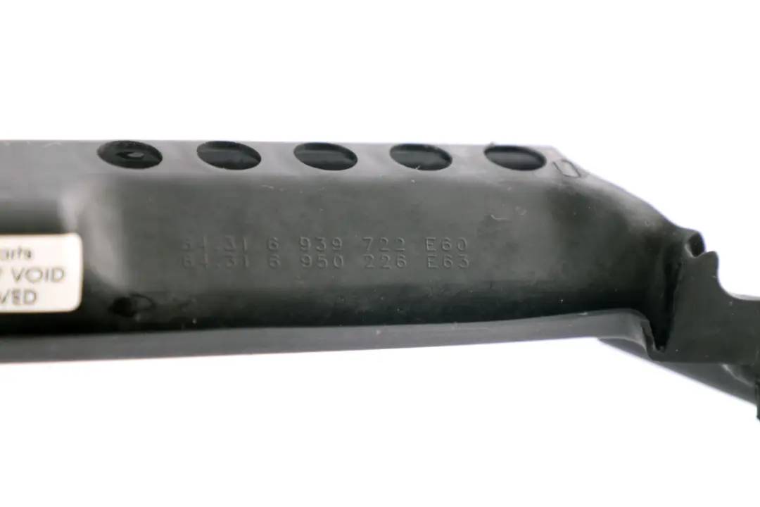 BMW Serie E60 E61 E63 E64 Raccord Tuyau d'Admission d'Air droit - SKU 6939722 - Numéro de pièce 6939722