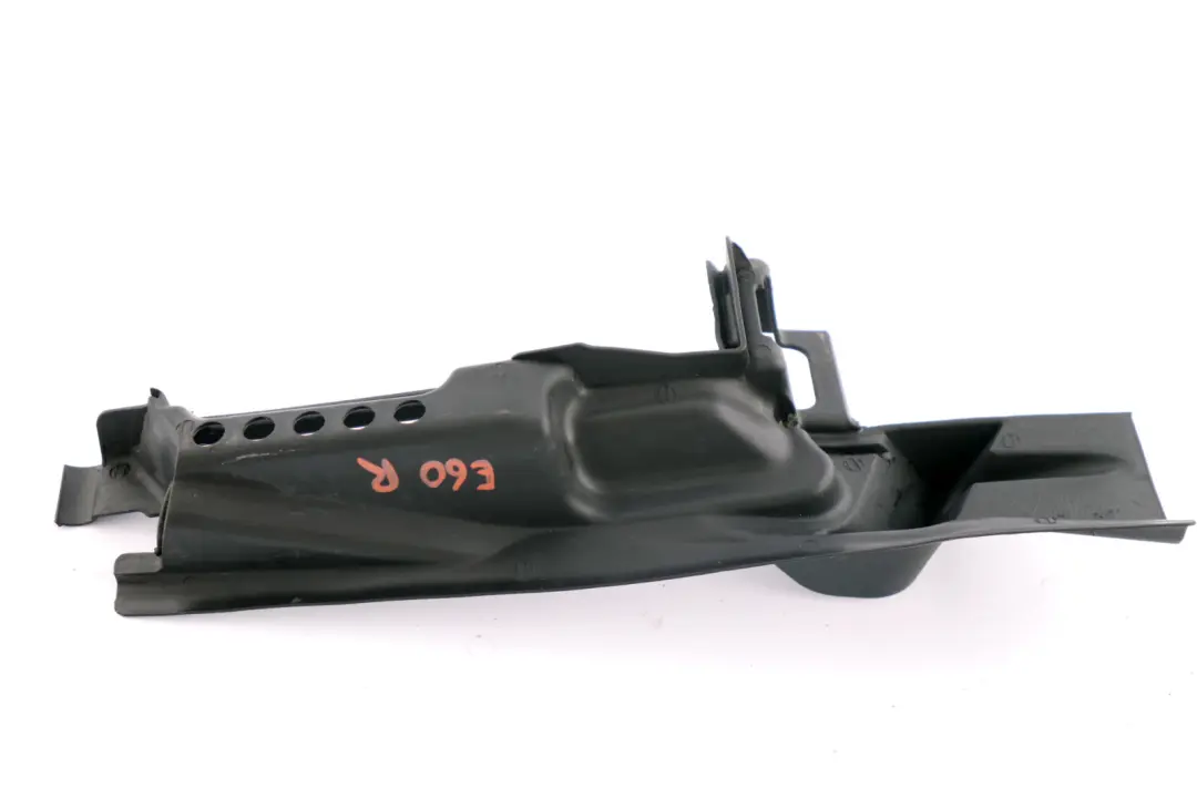 BMW 5 Series E60 E61 E63 E64 Intake Manifold Duct Right O/S - SKU 6939722 - Part number 6939722