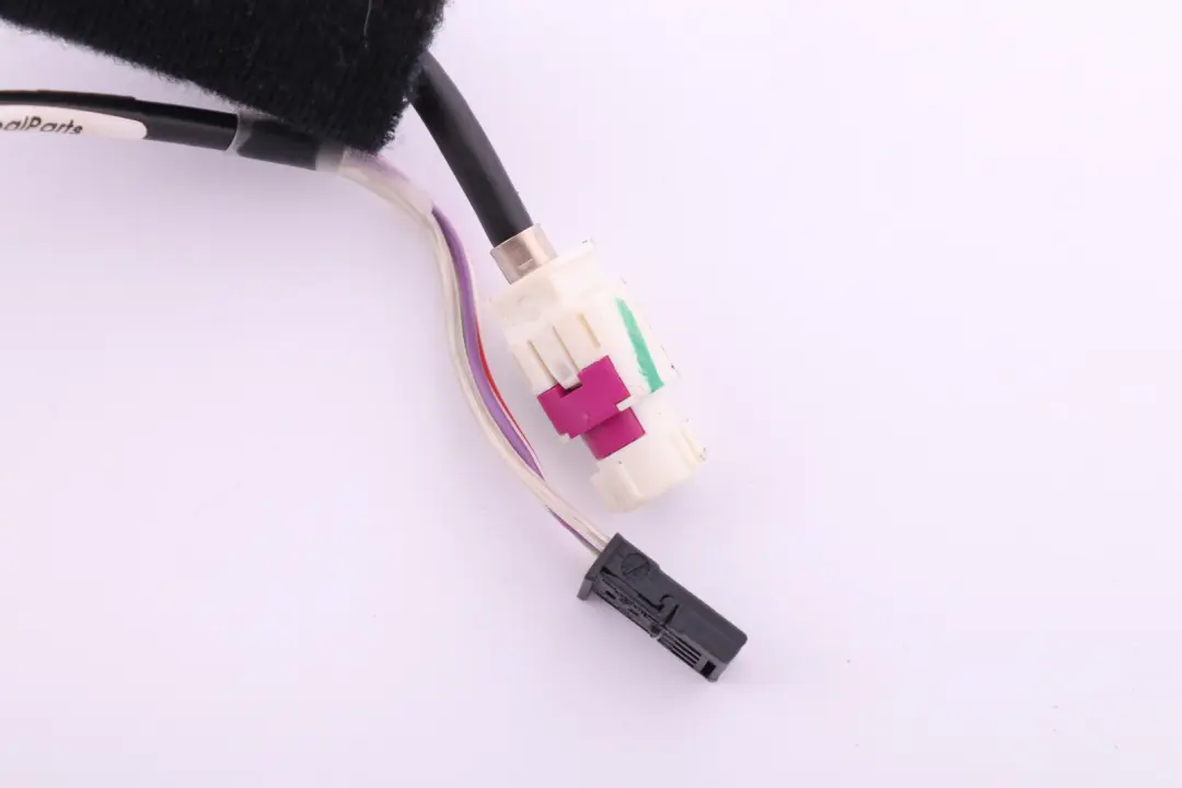 AUX USB Cable 9187009 para BMW E90 E91 E92 LCI con número de pieza 6940236 BMW E90 E91 E92 LCI AUX USB Cable 9187009 - SKU 6940236 - Número de pieza 6940236