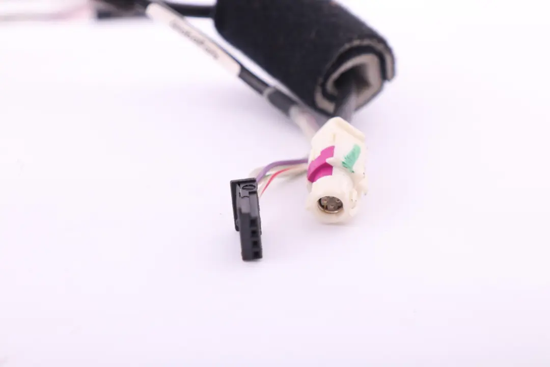 BMW E90 E91 E92 Câble D'Alimentation Auxiliaire USB LCI - SKU 6940236 - Numéro de pièce 6940236