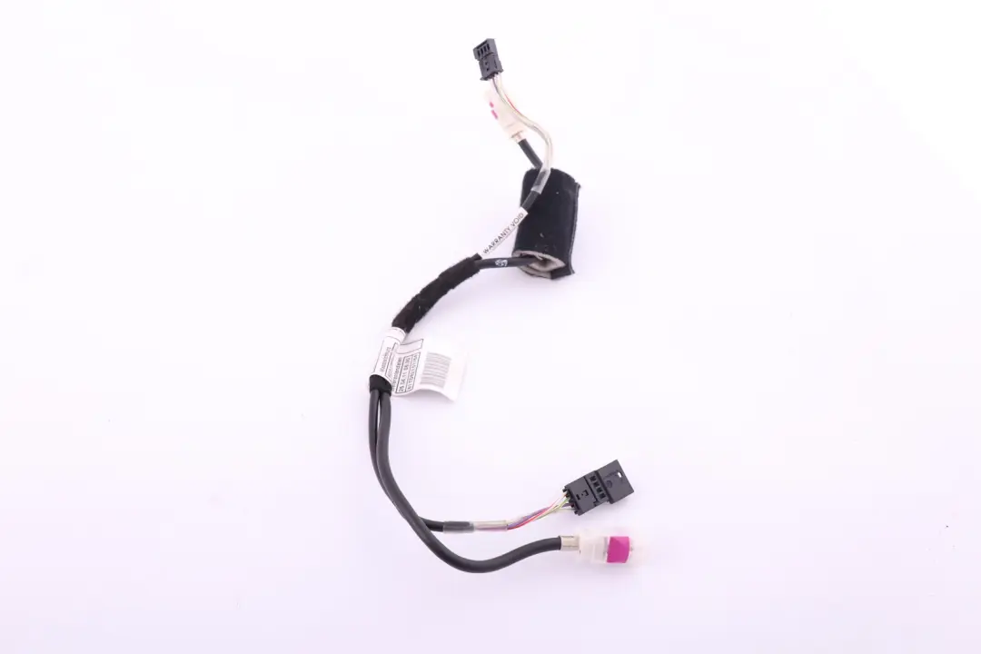 BMW E90 E91 E92 Câble D'Alimentation Auxiliaire USB LCI - SKU 6940236 - Numéro de pièce 6940236