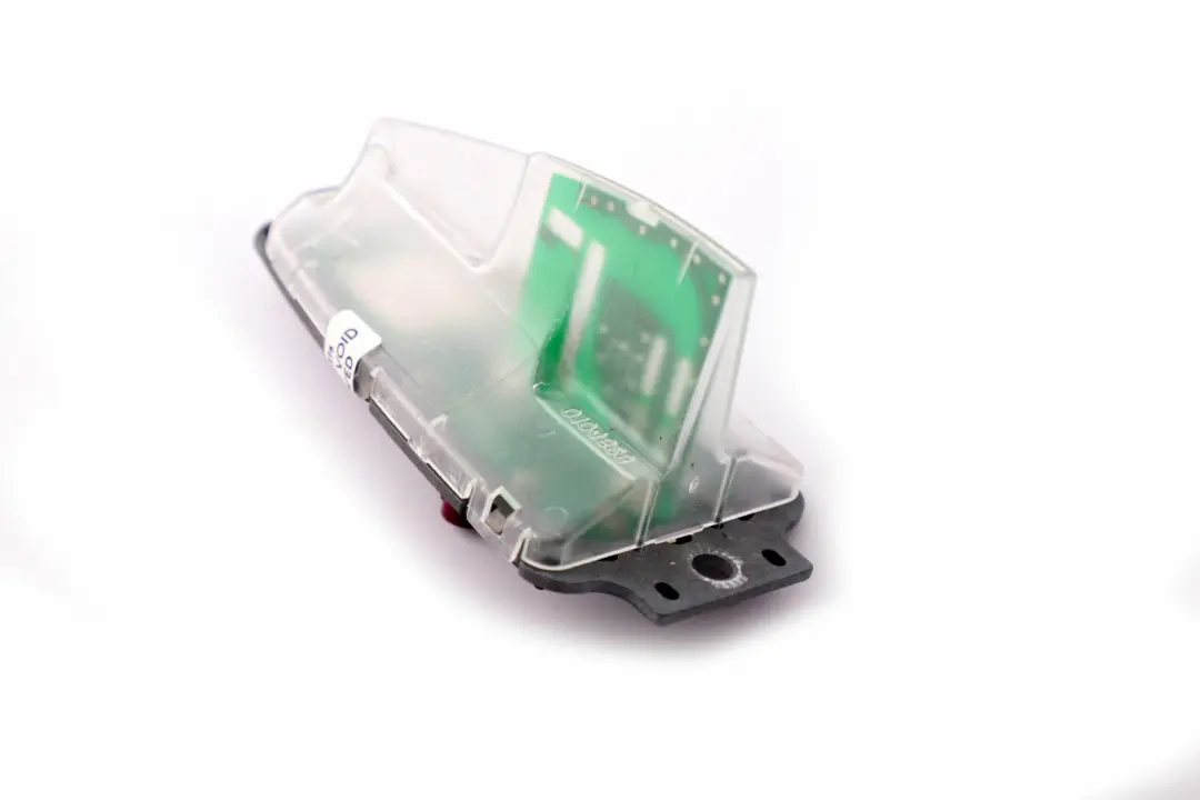 Antena dachowa dachu rekin GPS do BMW E91 F20 o numerze 6940417 BMW E91 F20 Antena dachowa dachu rekin GPS - SKU 6940417 - Numer Części 6940417