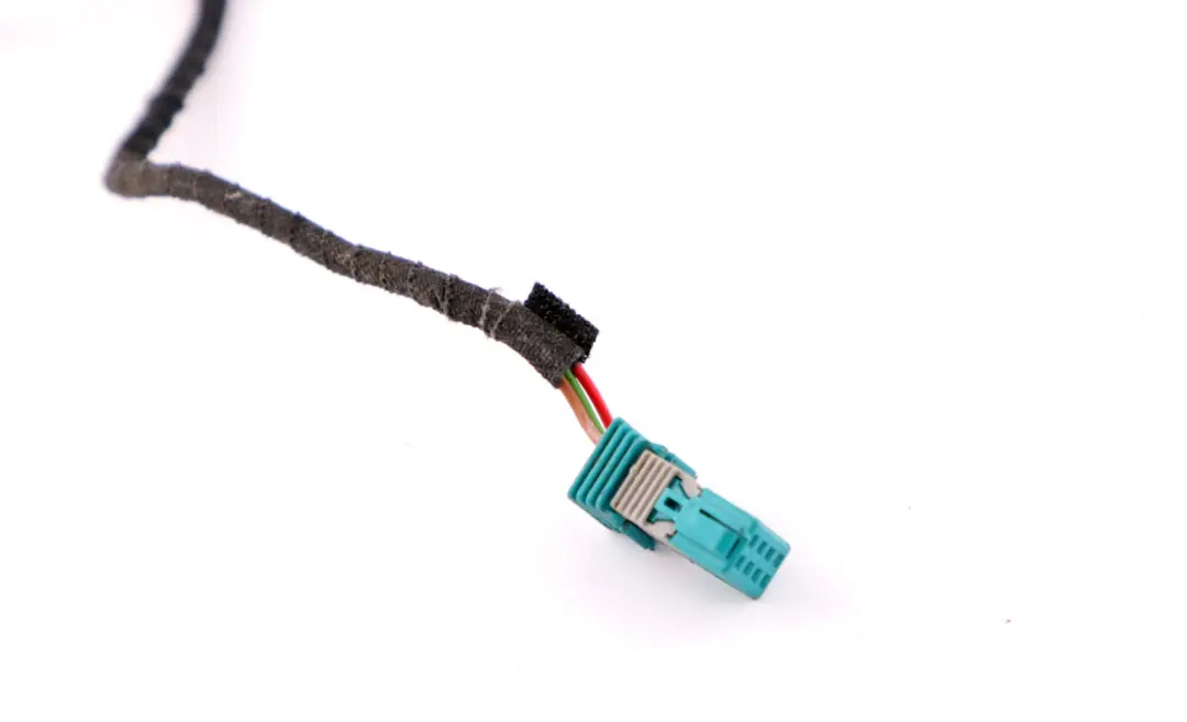 Faisceau pour retro exterieur electrique pour BMW 1 3 Serie E81 E87 E90 E91 E92 à propos du numéro de pièce 6940596 BMW 1 3 Serie E81 E87 E90 E91 E92 Faisceau pour retro exterieur electrique - SKU 6940596 - Numéro de pièce 6940596